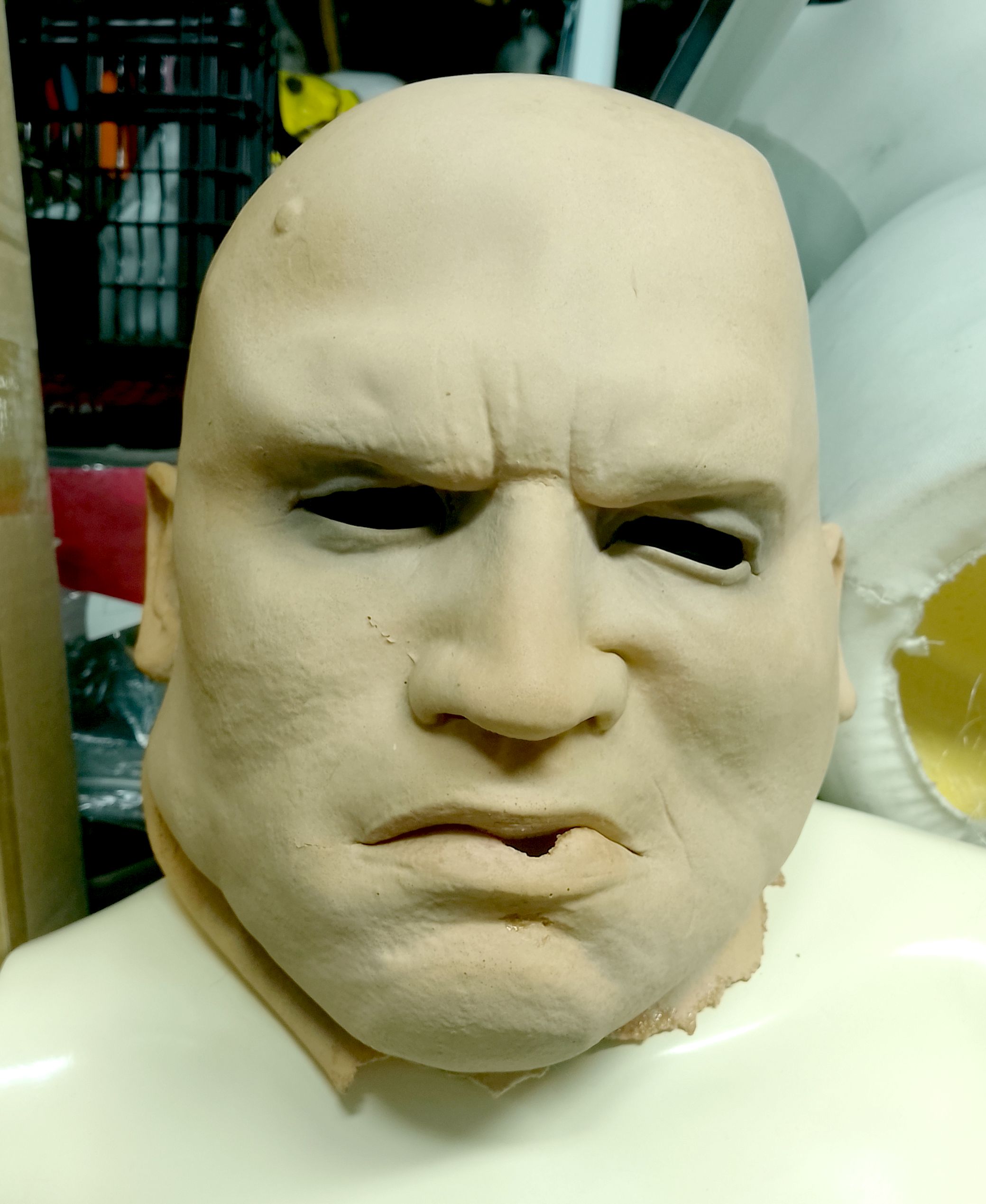 Maschera 16